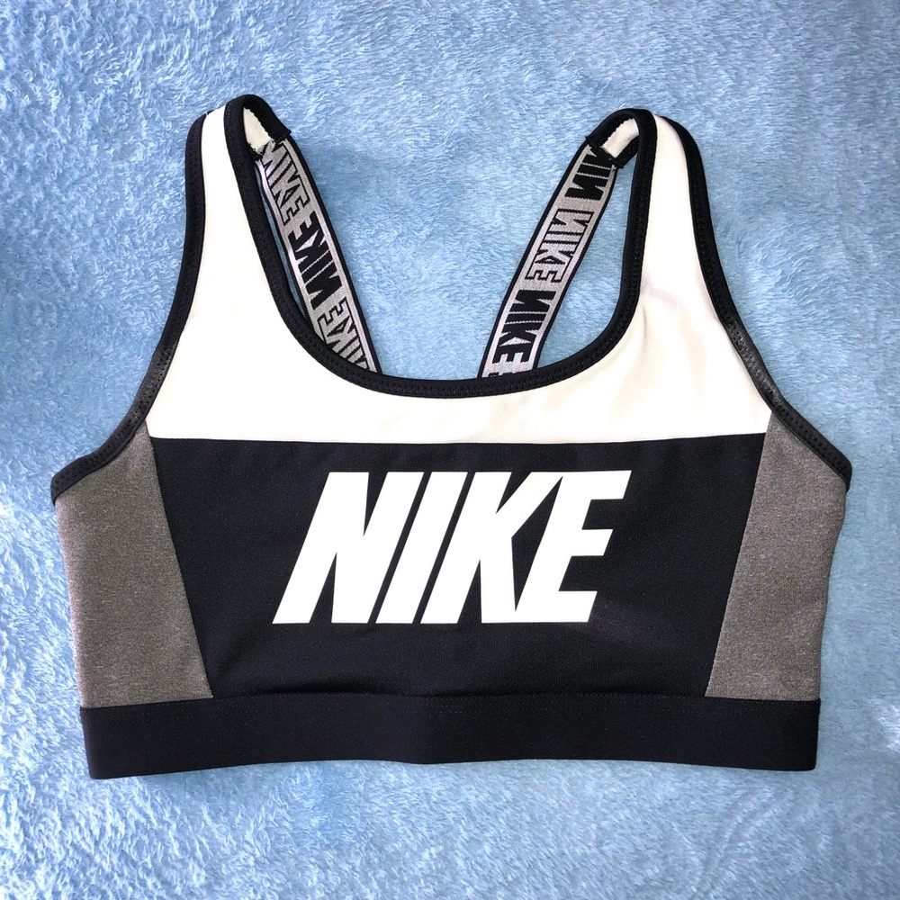 ✨NIKE Sports Bra